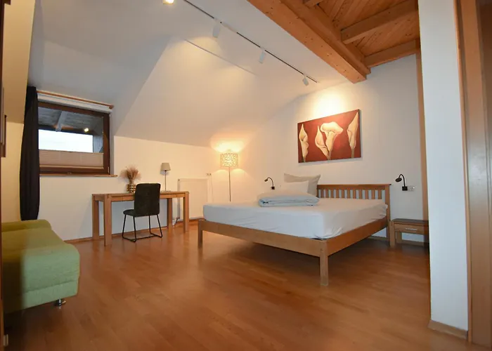 Hofer Stubn 3* Kolsassberg