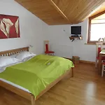 Guest house Hofer Stubn 3*